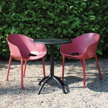 2 Seater Octopus Table in Black with Sky Chairs in Marsala