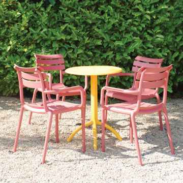4 Seater Octopus Table Yellow with Paris Chairs in Marsala