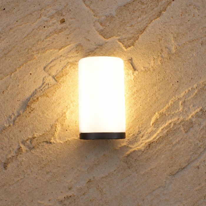 Noma Magbulb with Remote in Display Tray main product photo