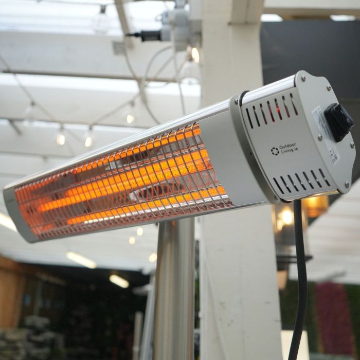 Outdoor Living Classic Infrared Heater IP65 Silver – 2000 Watt main product photo
