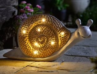Wood Stone In-Lit Snail (Solar Powered)
