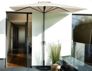 Hartman Catalan Balcony Parasol - Natural