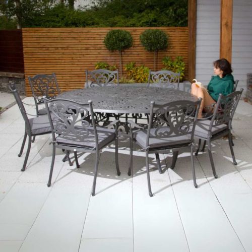 Hampshire 8 Seater Round Cast Aluminium Set in Grey